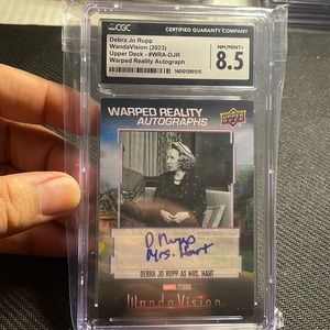 Wandavision 2023 Debra Jo Rupp upper deck warped reality autograph CGC 8.5